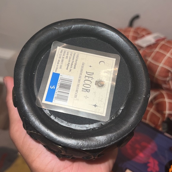 🎃Halloween cauldron skulls - Picture 2 of 4